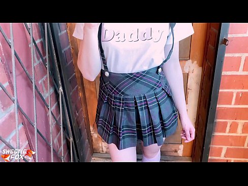 ❤️ Moksleivė giliai čiulpia savo penį ir dulkinasi vietoj pamokų. ❤❌ Anal video prie mūsų ❌