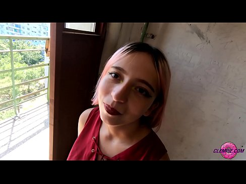 ❤️ Studentė jausmingai čiulpia nepažįstamąjį užmiestyje - sperma ant jo veido ❤❌ Anal video prie mūsų ❌